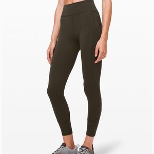 Lululemon “In movement tight” 25” Everlux